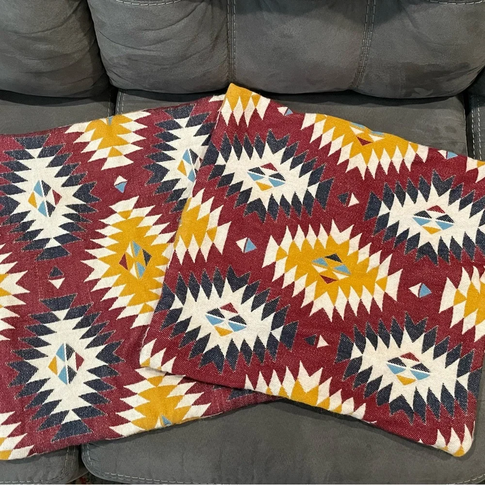IKEA Fransine Pillow Covers (2) 20”x20”